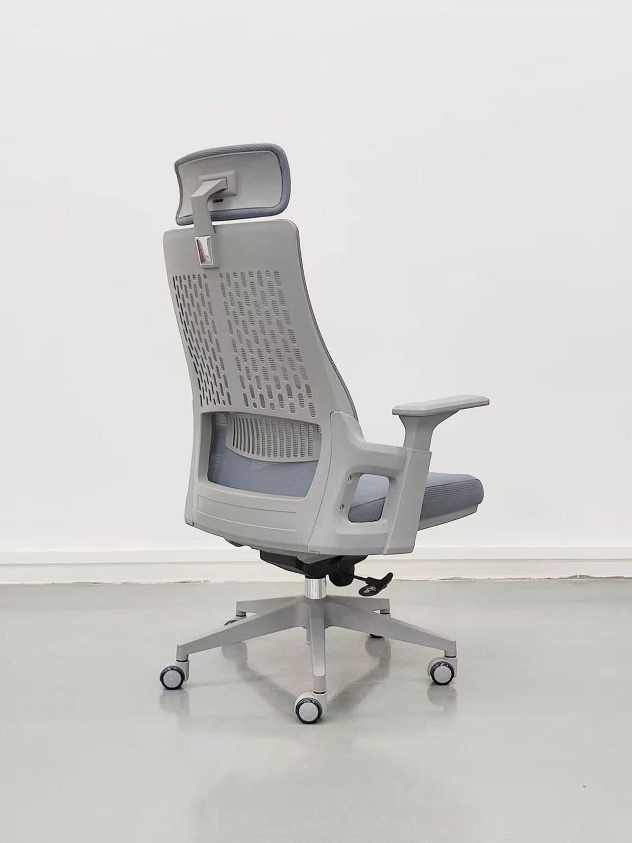 C6 Executive High Back Chair - Image 1